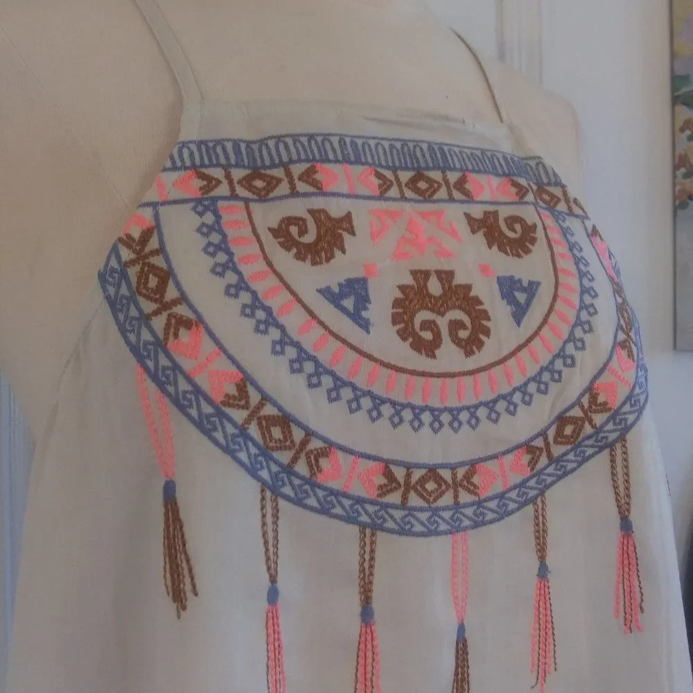 Flying Tomato | Embroidered Dreamcatcher on Cream Cami | S | New